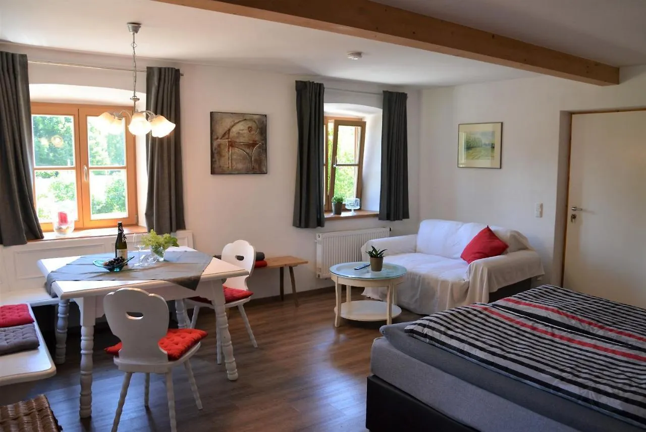 Koetzing Am Golfplatz Appartement Chieming Duitsland